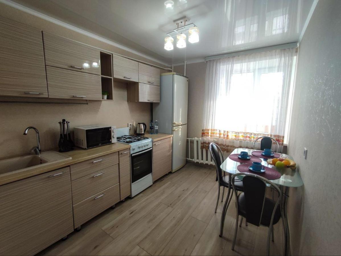 2-Х Комнатная Квартира В Центре На Ул.Бородина 107 Kostanay Exterior foto